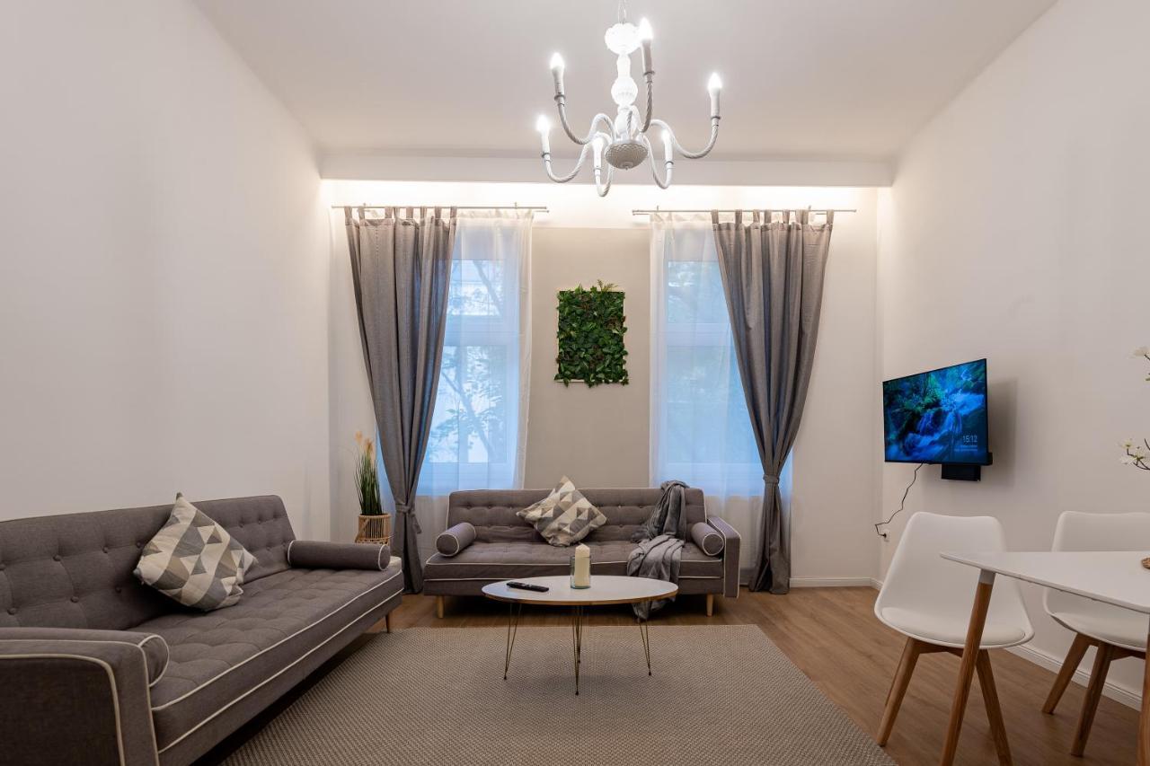 Vienna My City Apartment Family Room Екстер'єр фото