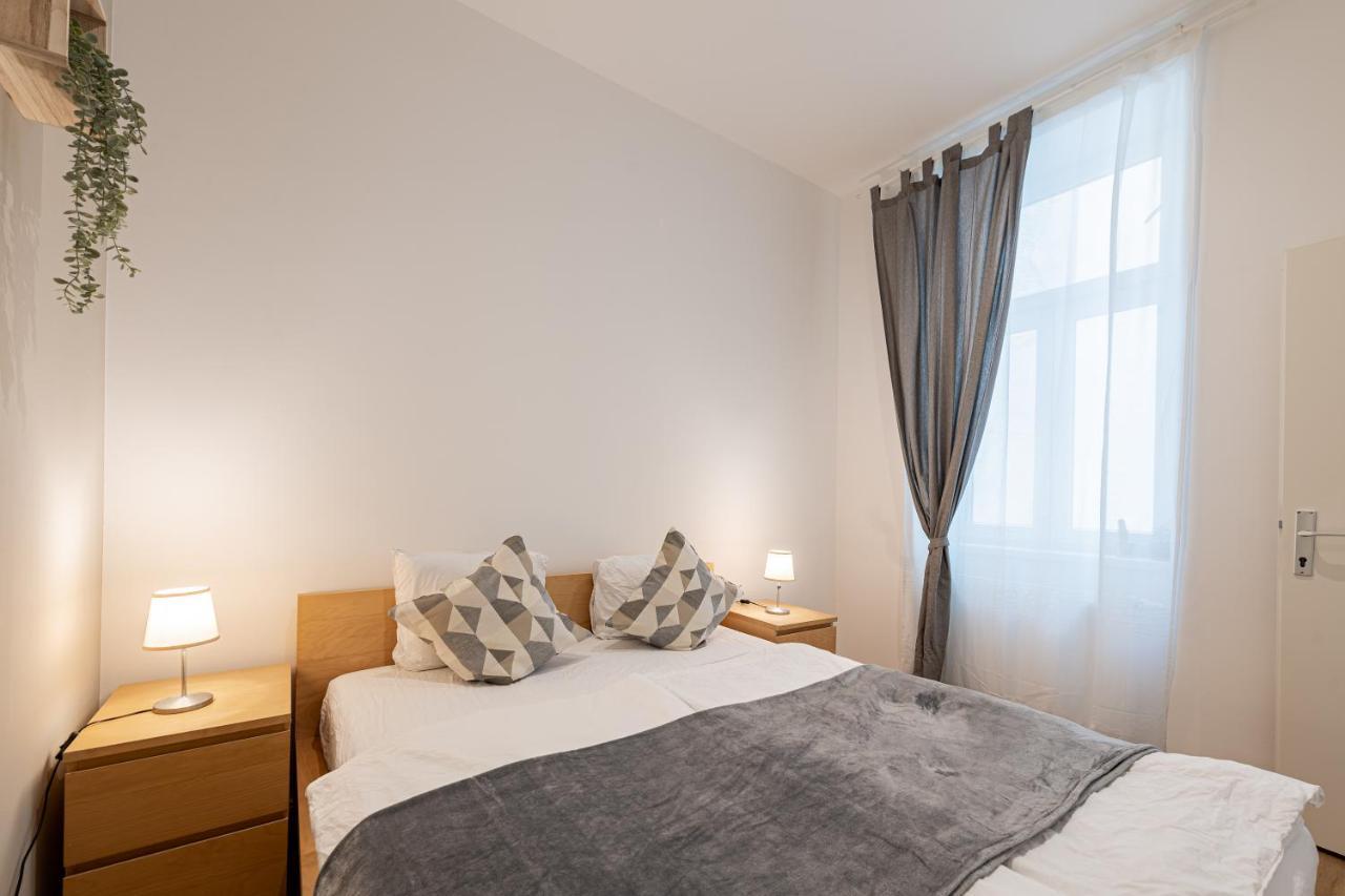 Vienna My City Apartment Family Room Екстер'єр фото