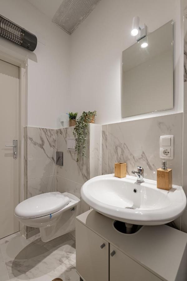Vienna My City Apartment Family Room Екстер'єр фото