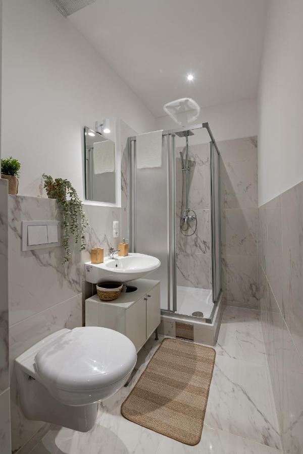 Vienna My City Apartment Family Room Екстер'єр фото